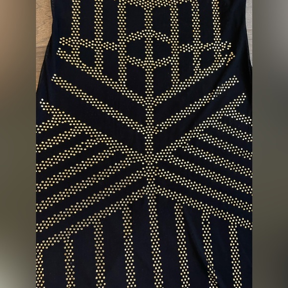 Sheer In Style - Picture 6 of 6